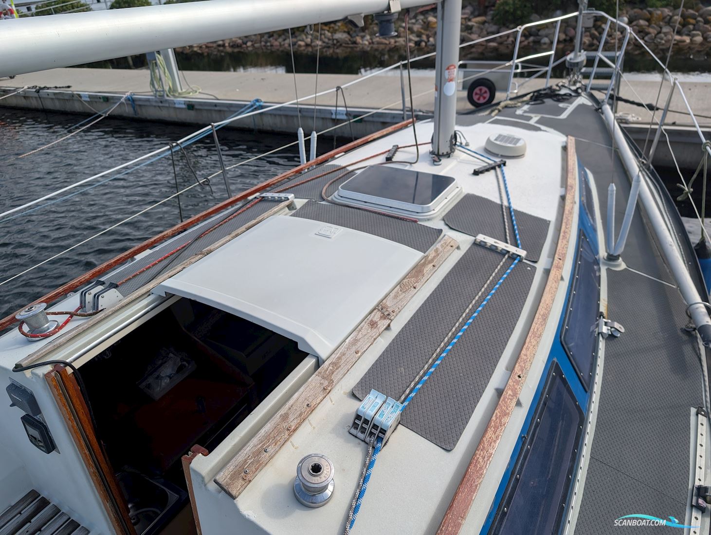 Dufour 2800