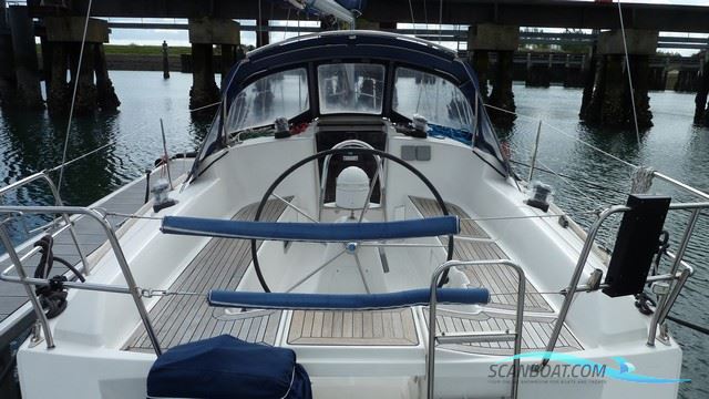 Dufour 325 Grand Large