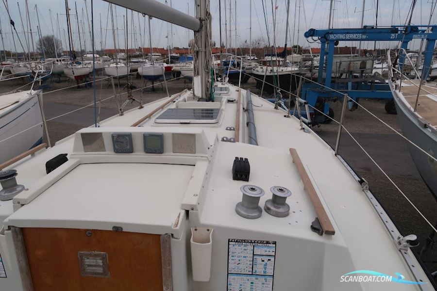 Dufour 35