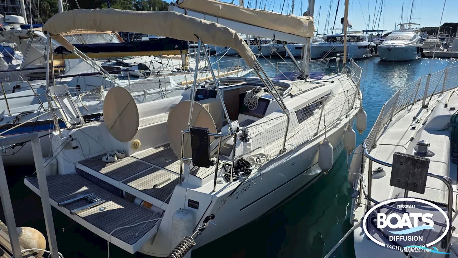 Dufour 350 Gand Large Segelbåt 2015, med VOLVO D1 30  motor, Frankrike