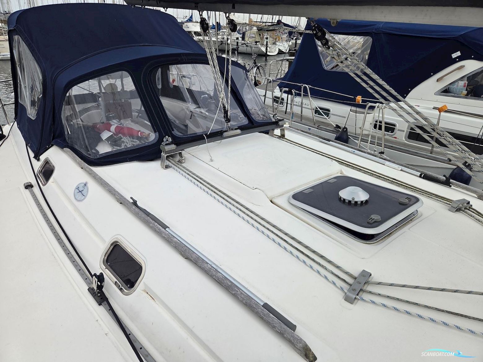 Dufour 38 Classic