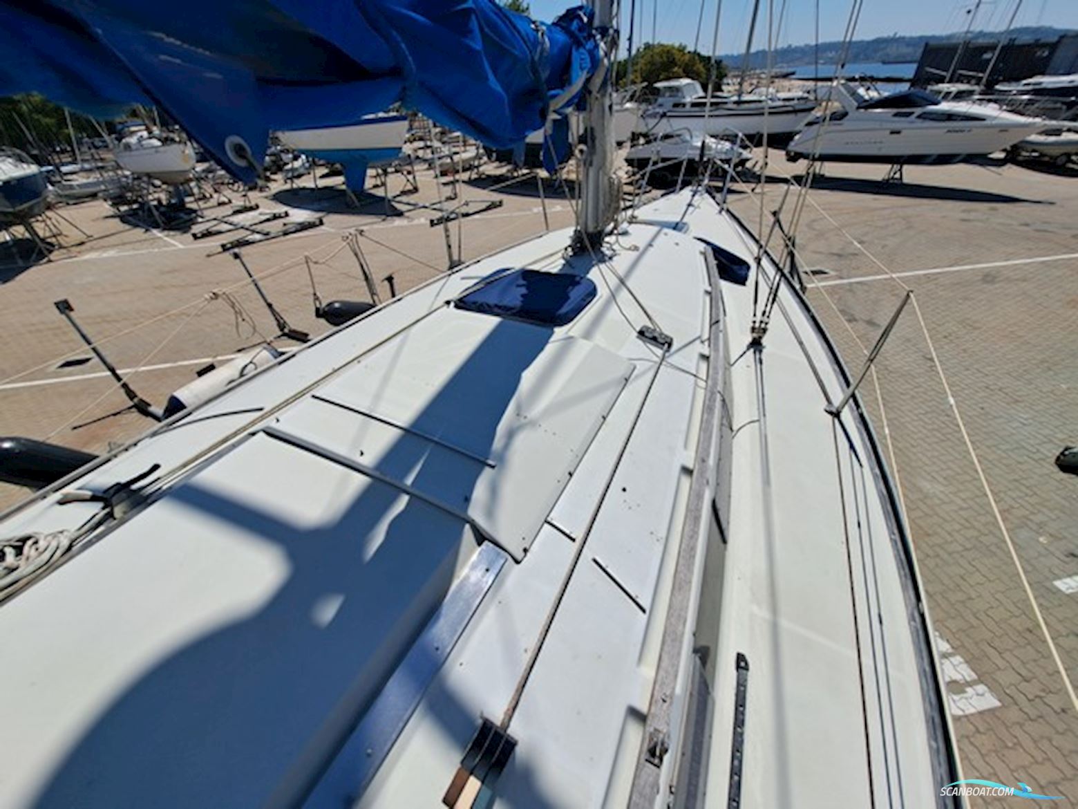 Dufour 3800