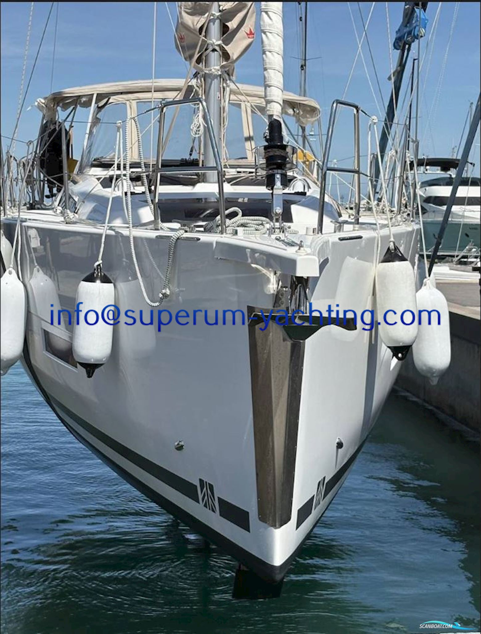 Dufour 390