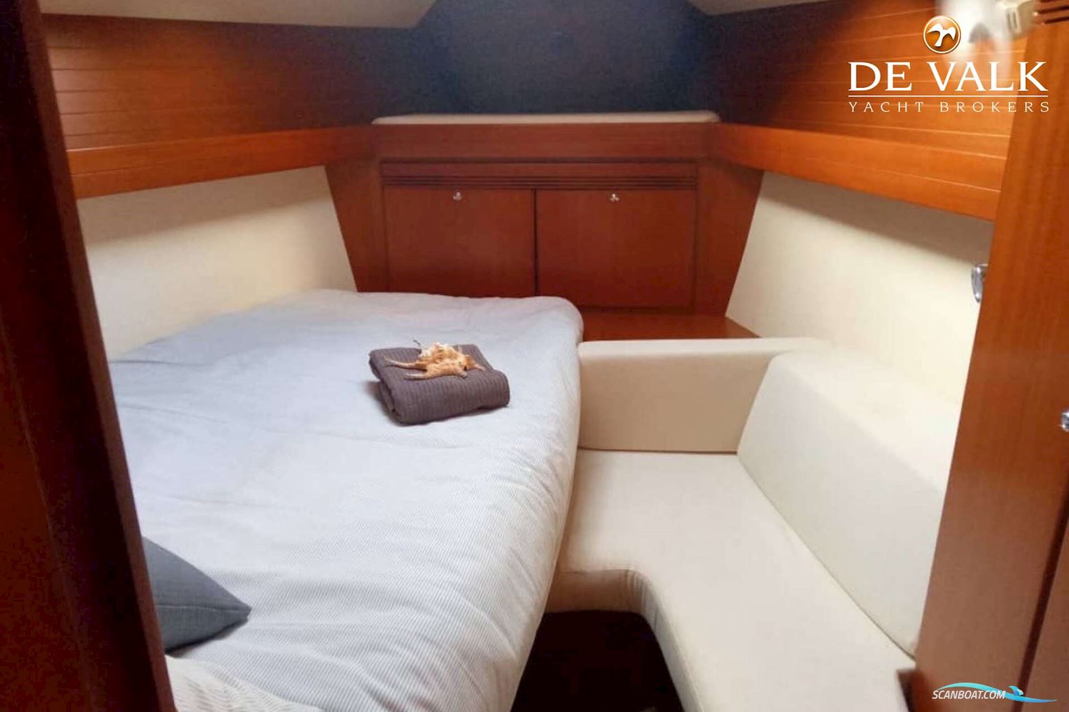 Dufour 40 Performance