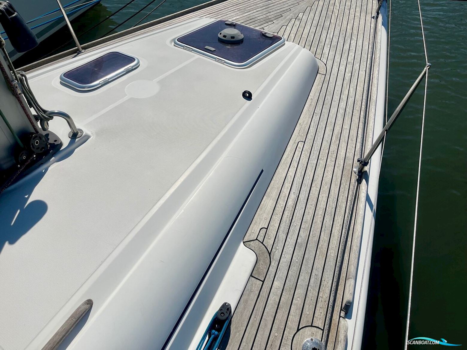 Dufour 40 Performance