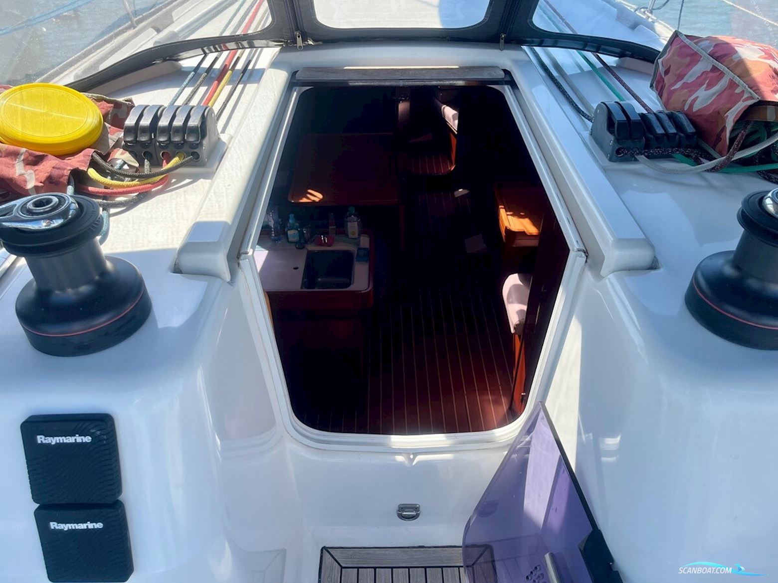 Dufour 40 Performance