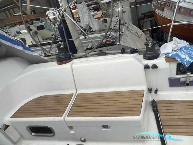 Dufour 40 Performance