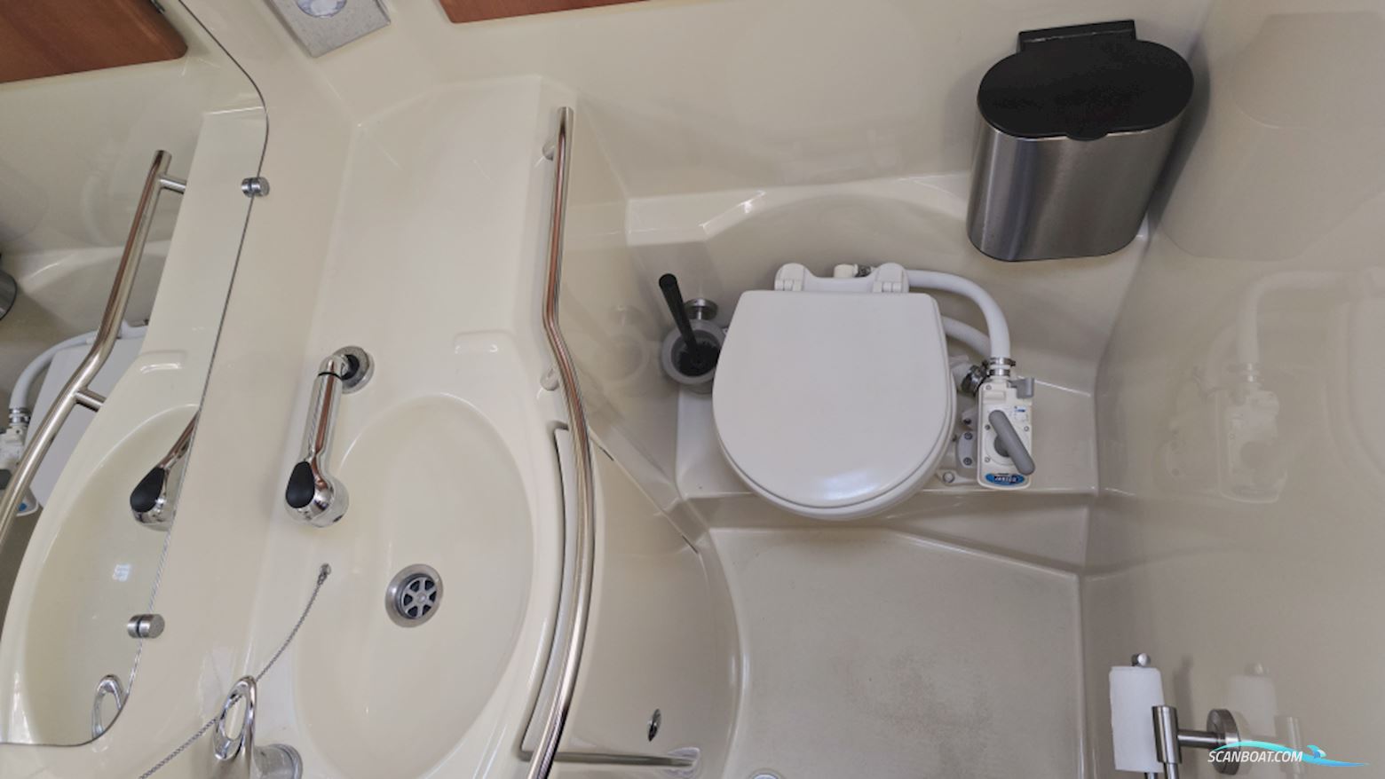 Dufour 40 Performance