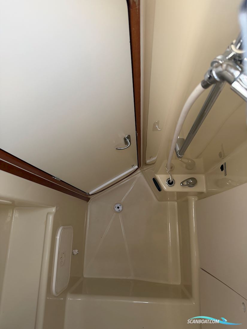 Dufour 40 Performance
