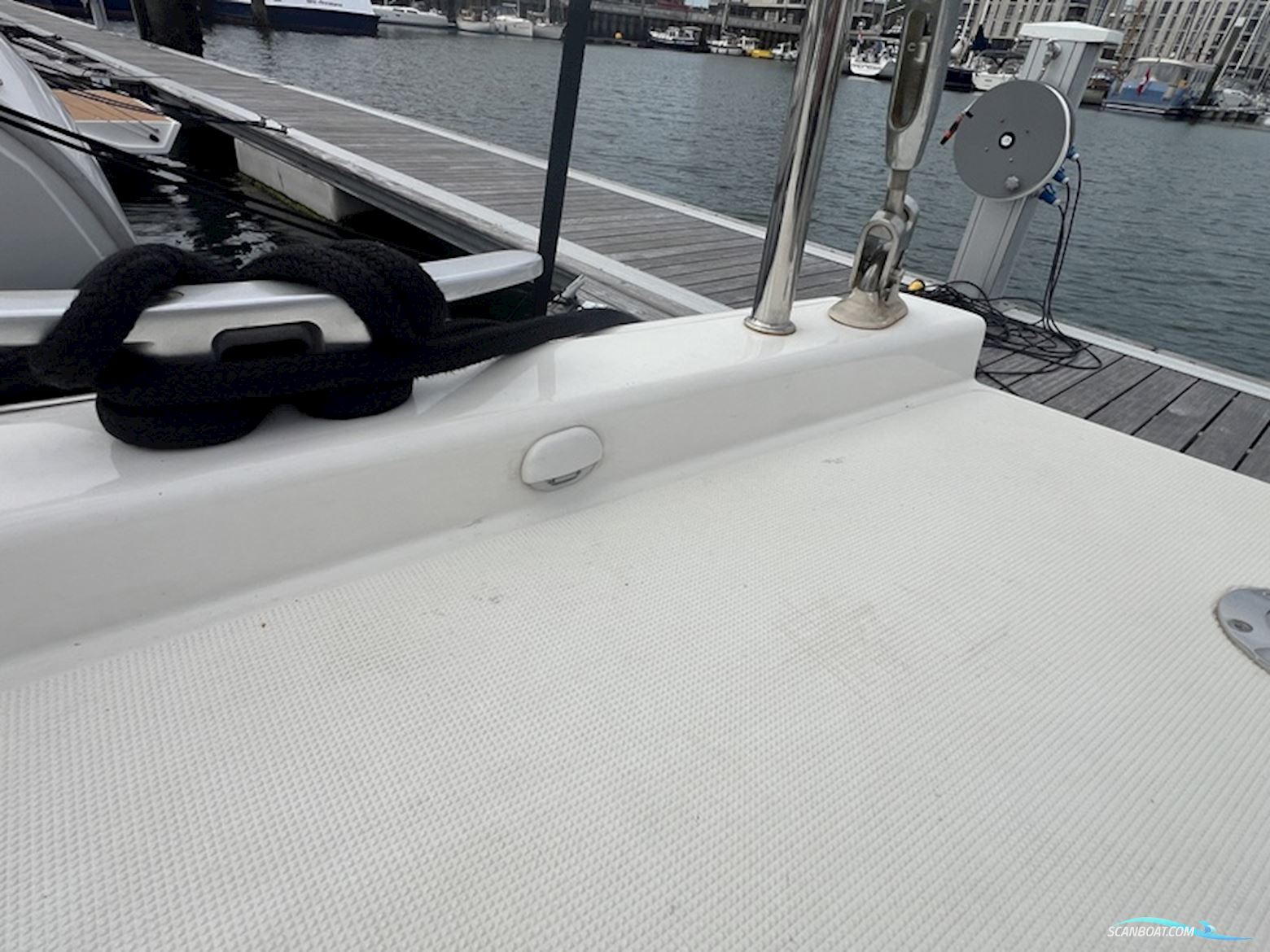 Dufour 430 GL