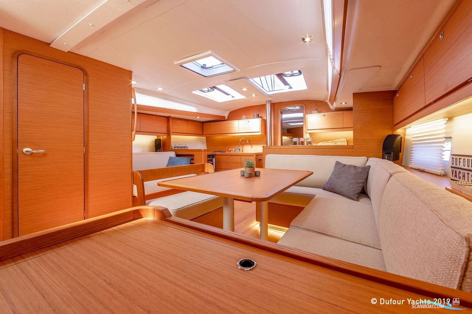 Dufour 430
