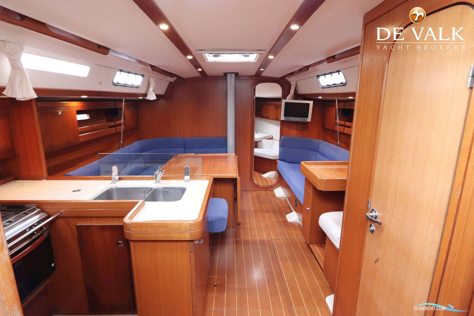 Dufour 44 Performance