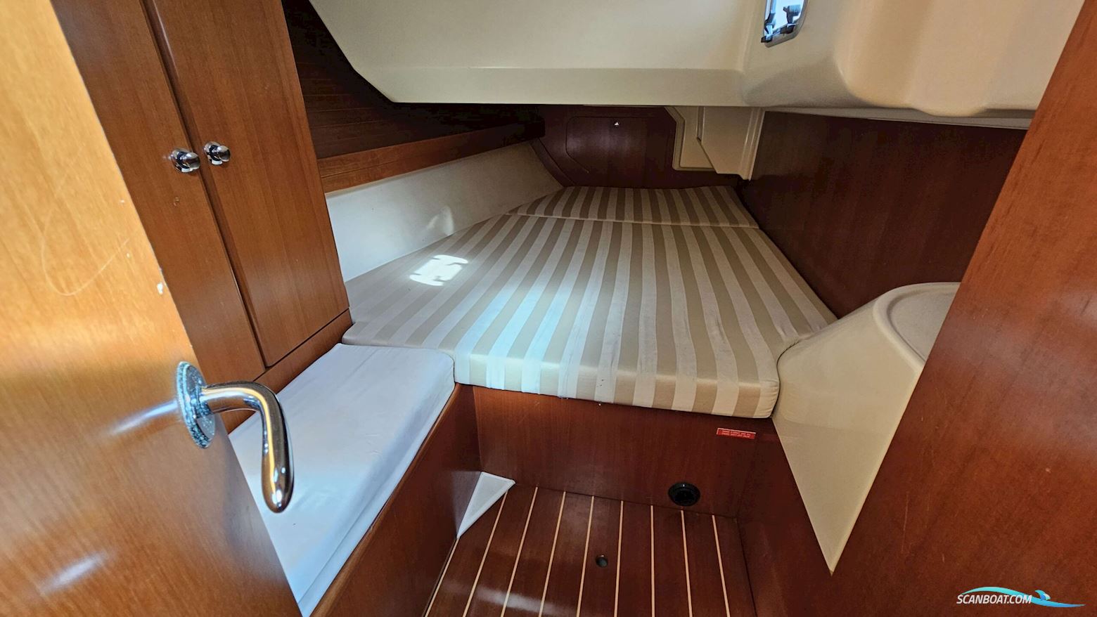 Dufour 44 PERFORMANCE