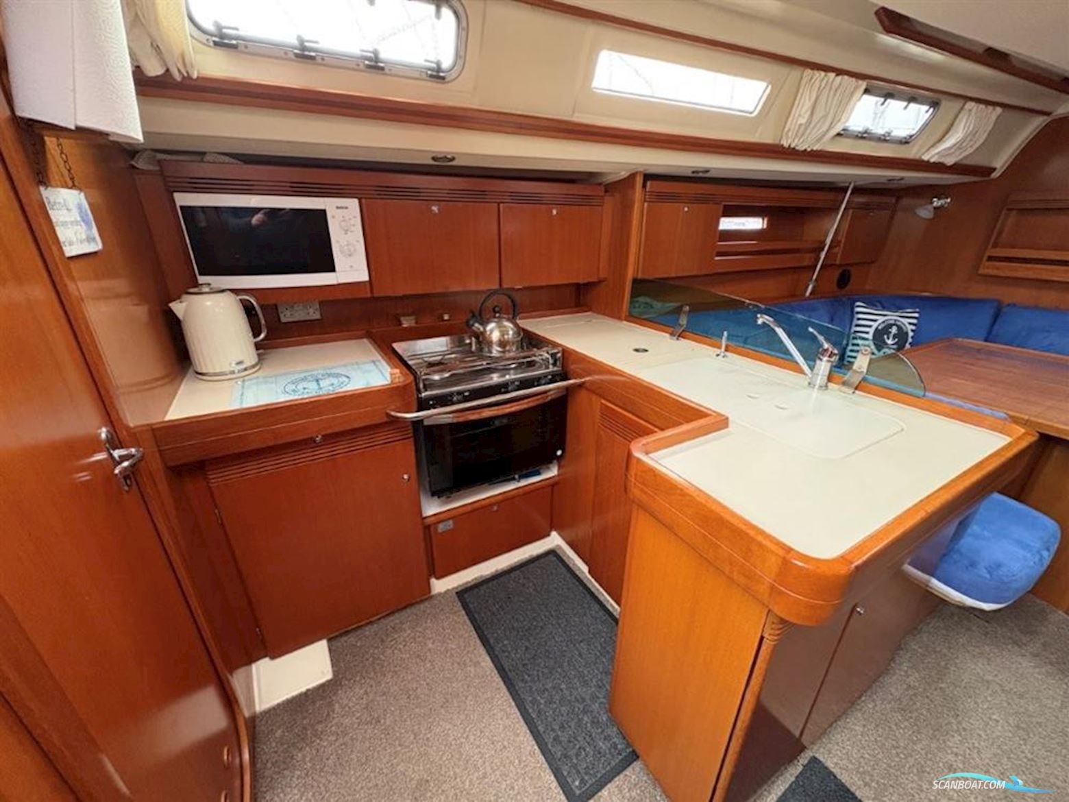 Dufour 44 Performance