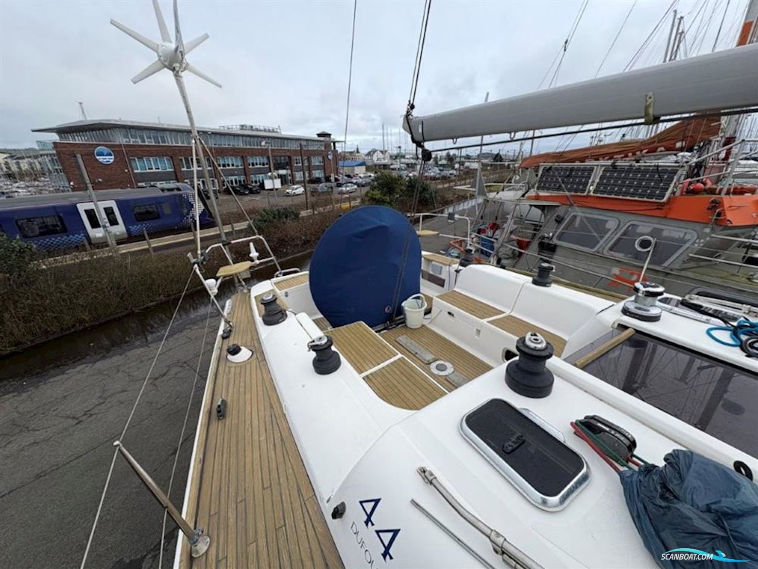 Dufour 44 Performance
