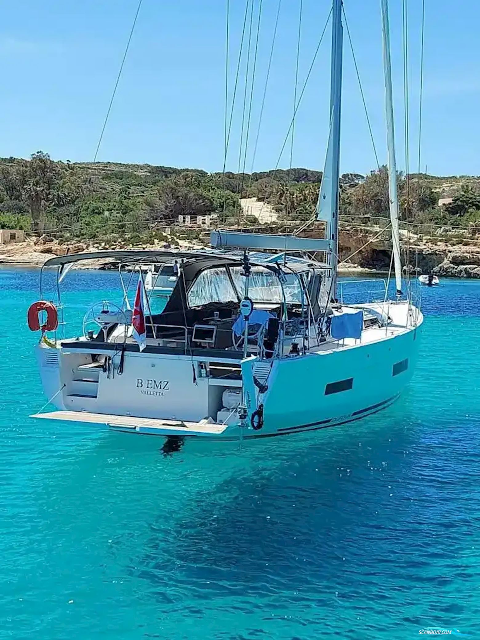 Dufour 530