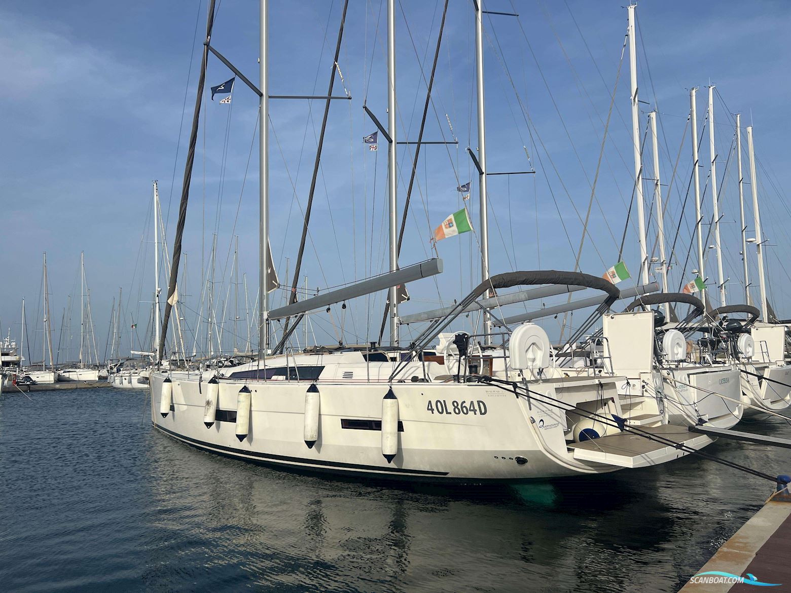 Dufour 56 Exclusive Segelbåt 2018, med 
            Volvo Penta D3-110
 motor, Italien