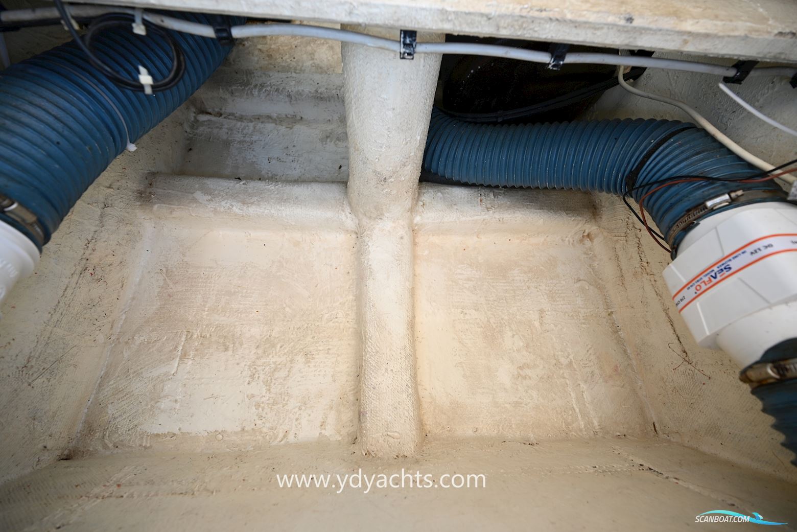 Dufour Atoll 43 Owner's Version