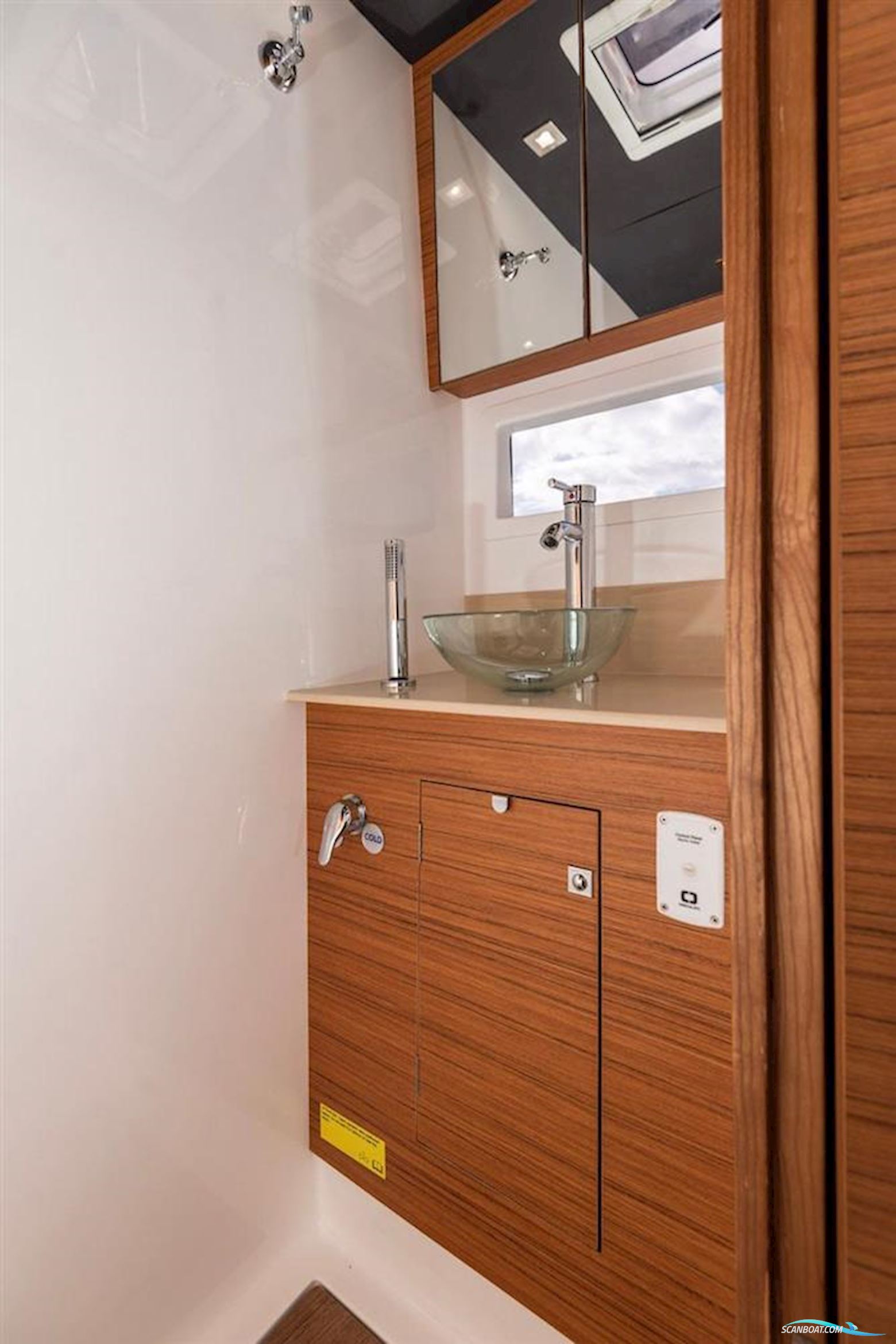 Dufour Catamarans 48