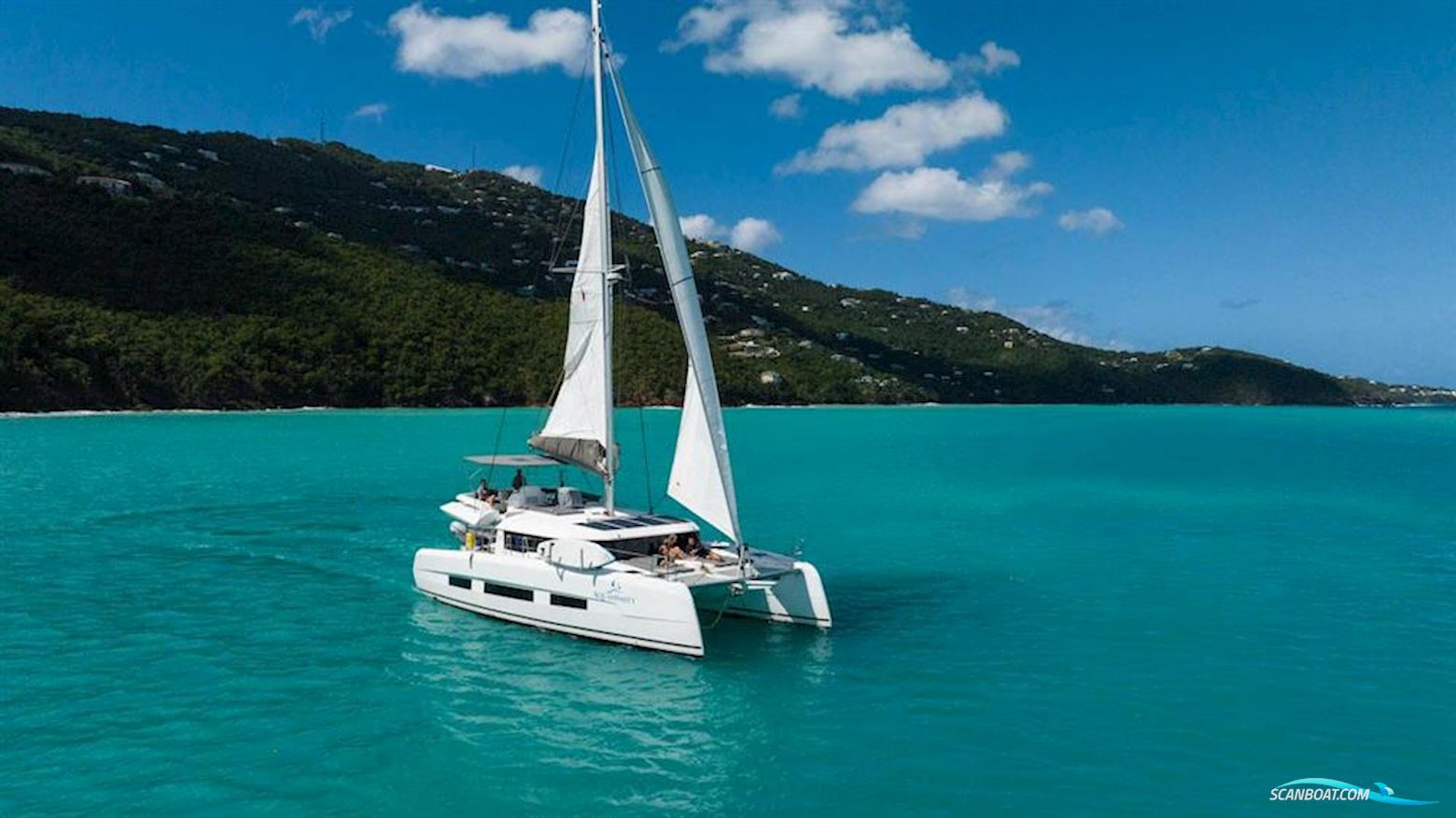 Dufour Catamarans 48