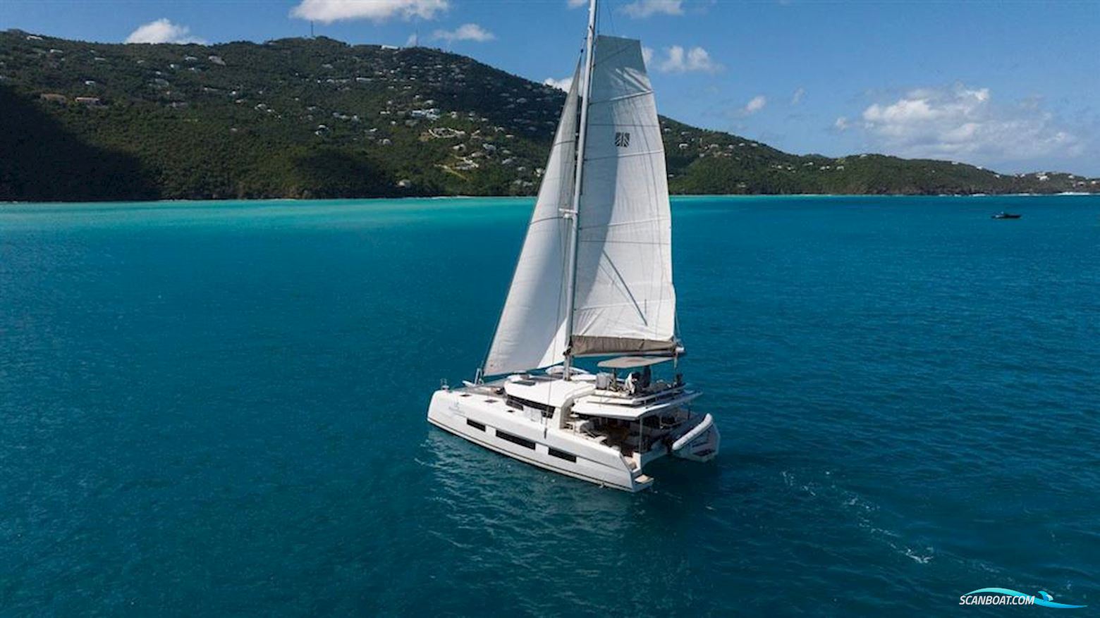 Dufour Catamarans 48