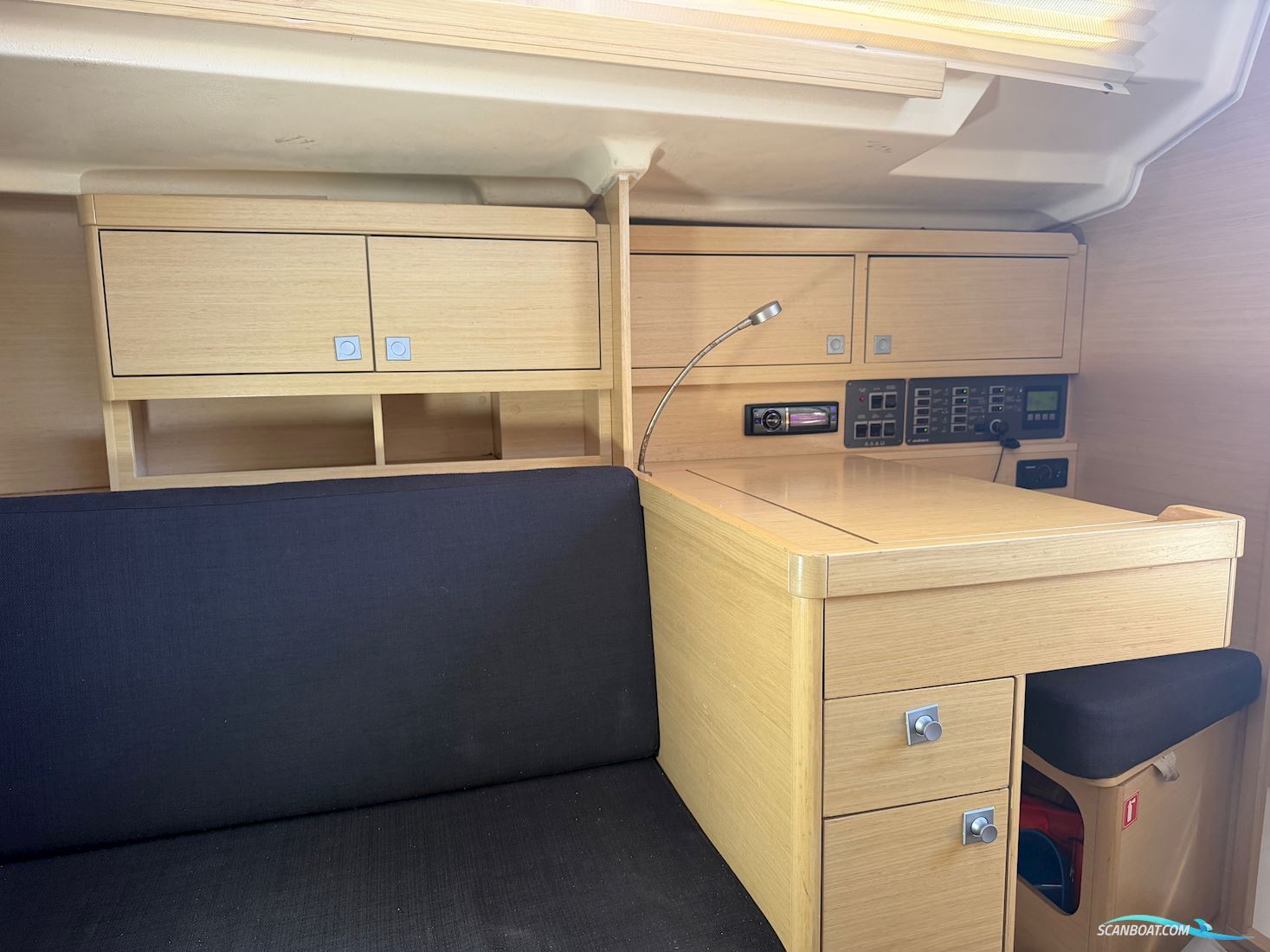 Elan 310