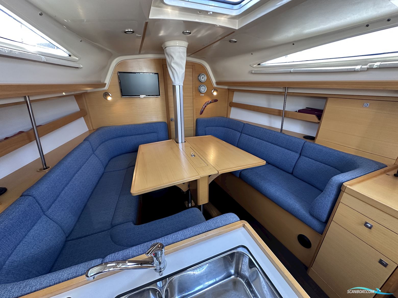 Elan 340