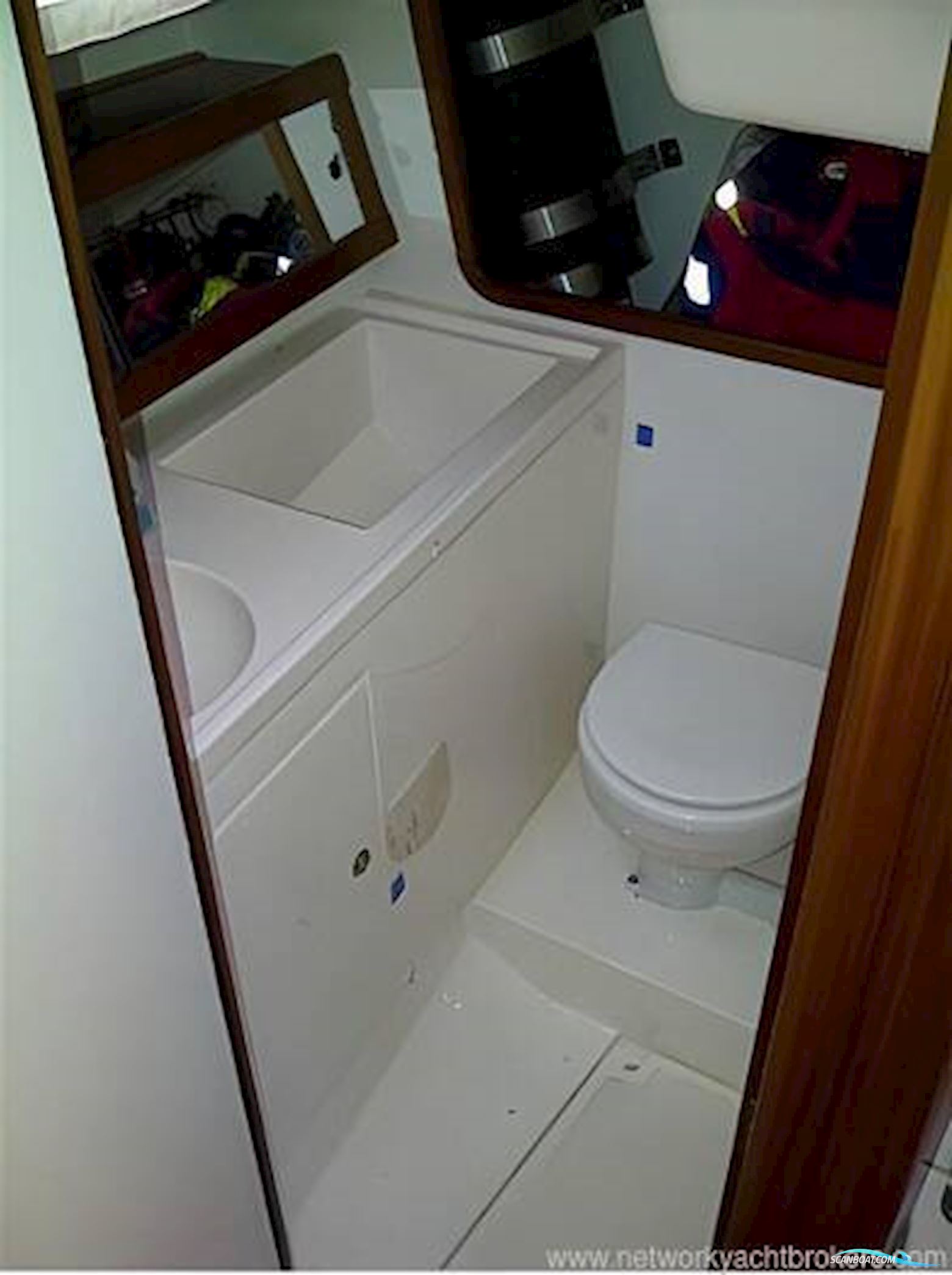 Elan Marine 333