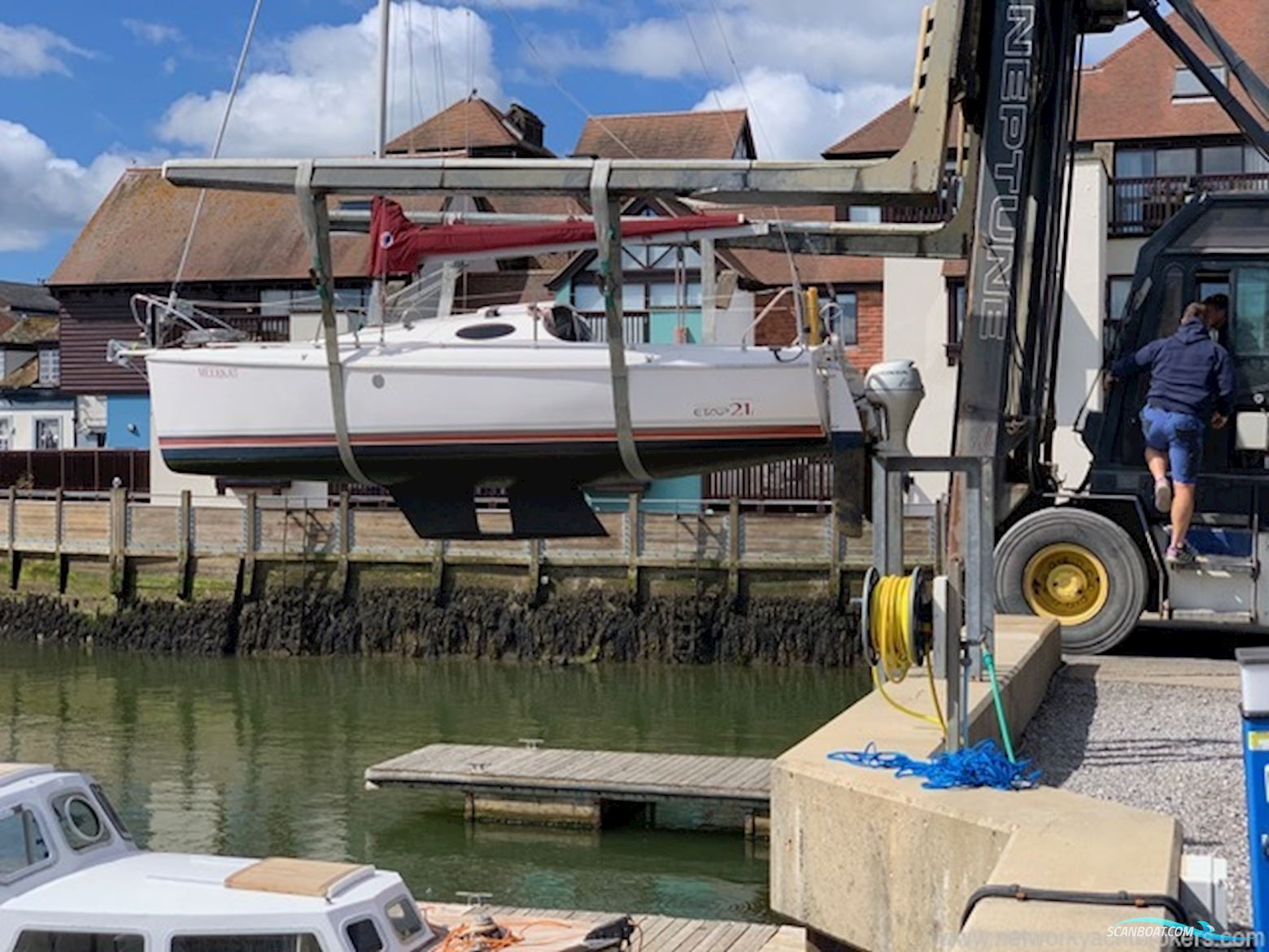 Etap 21i trailer sailer