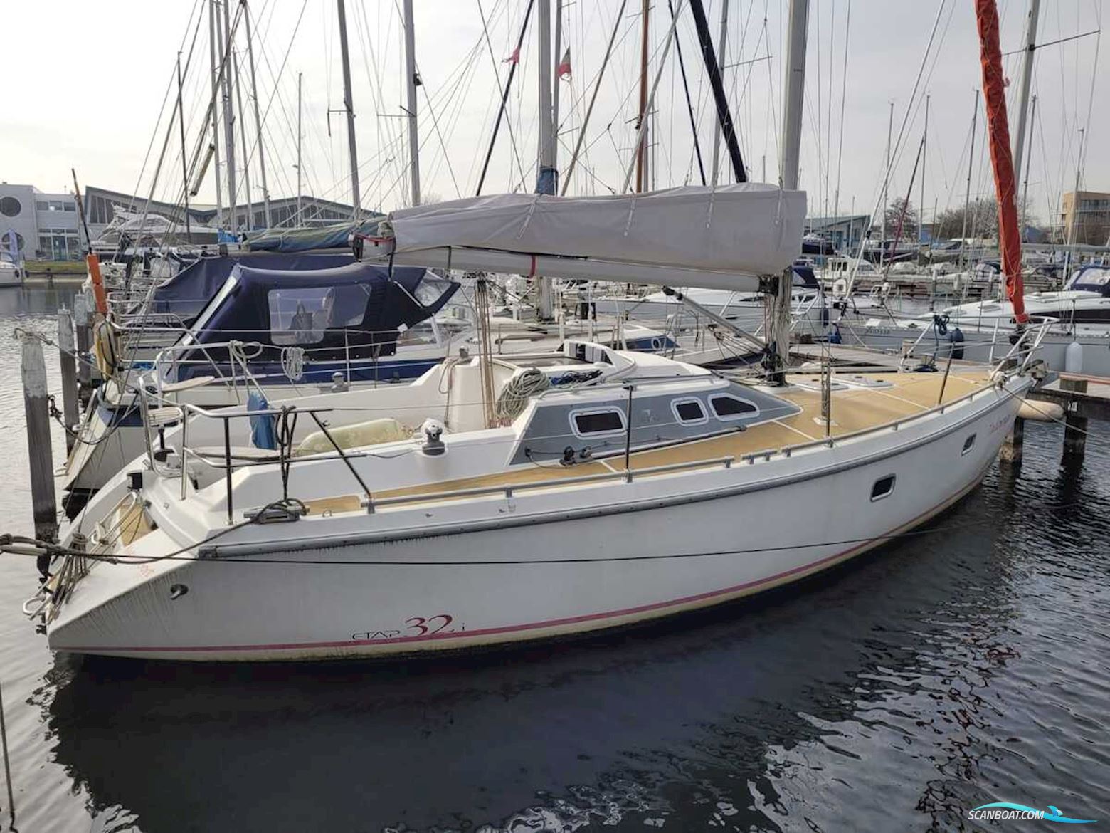 Etap 32i Segelbåt 2000, Holland