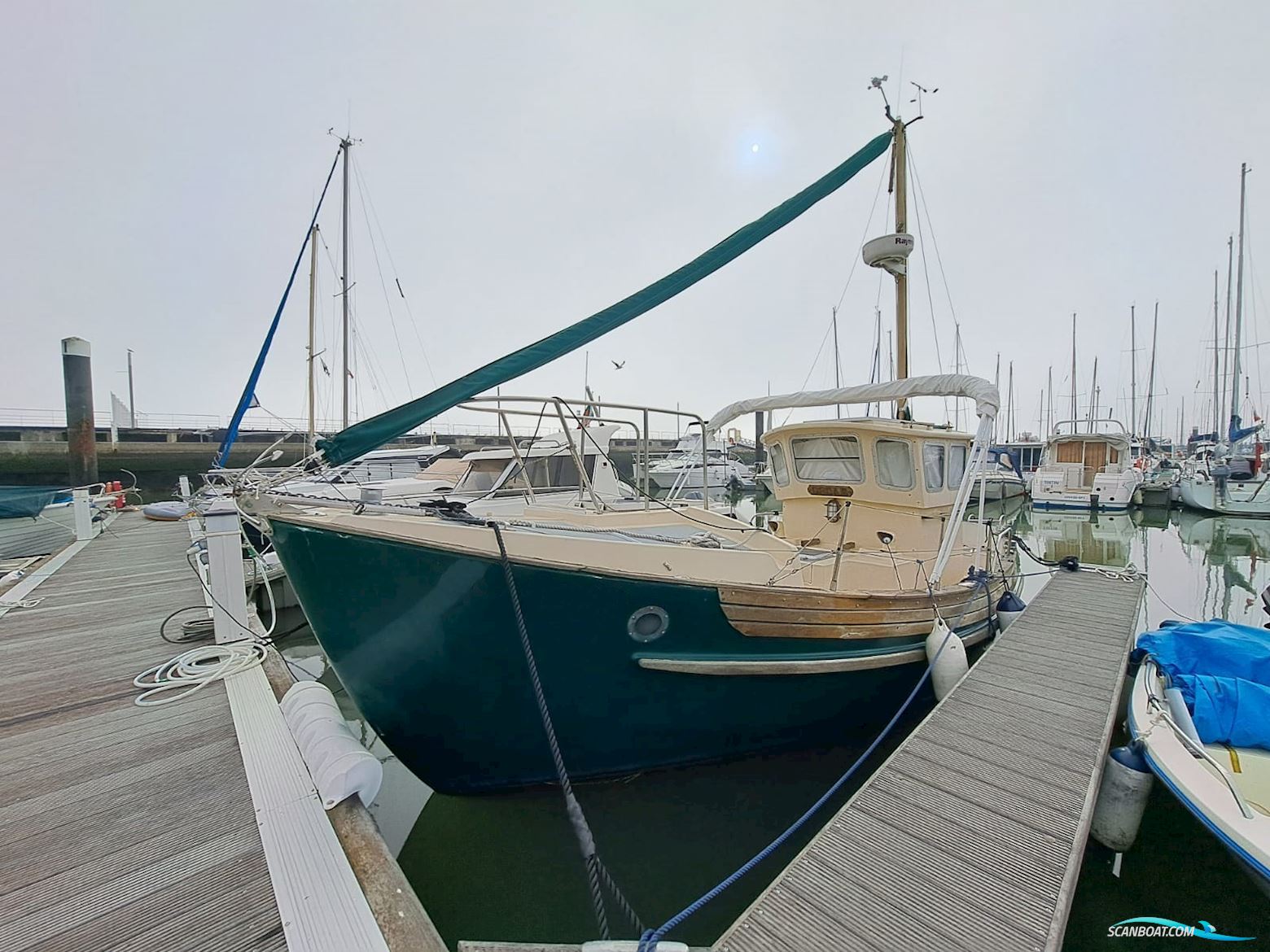 Fairway Marine Pott 25 Segelbåt 1977, med Isuzu motor, Portugal