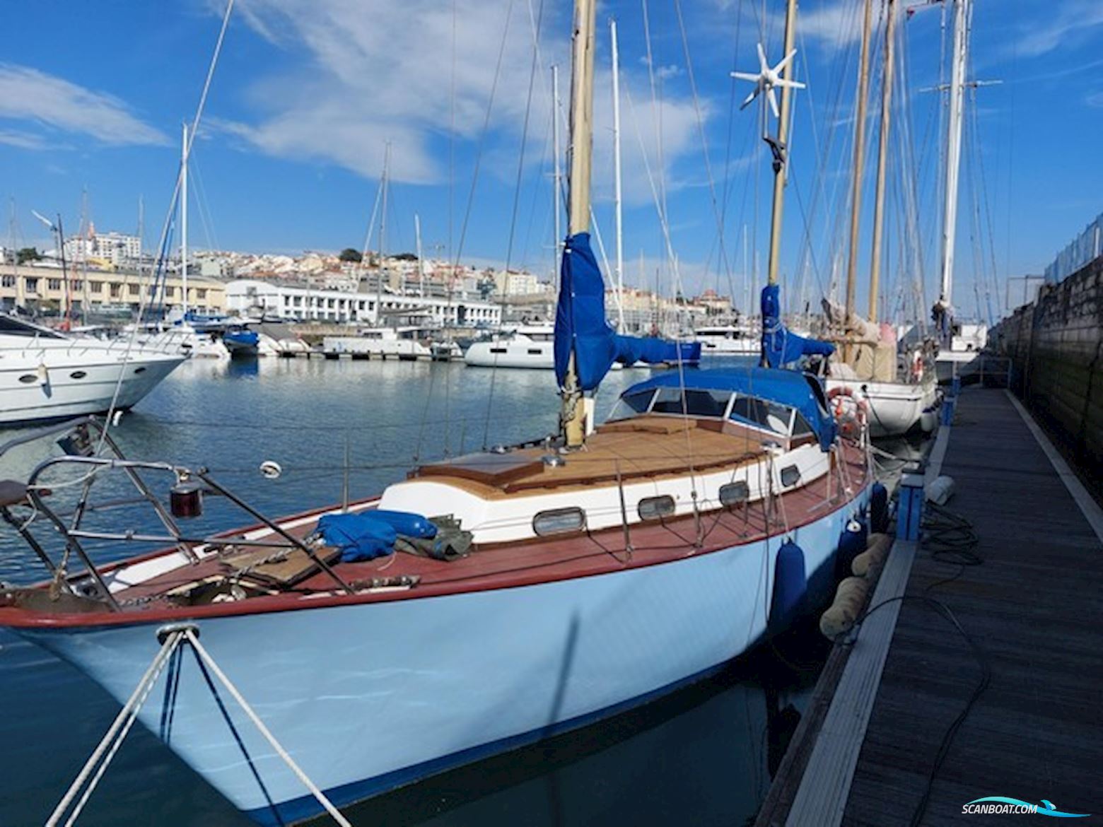 Fajgun 38 Segelbåt 1972, med Lombardini Marine motor, Portugal
