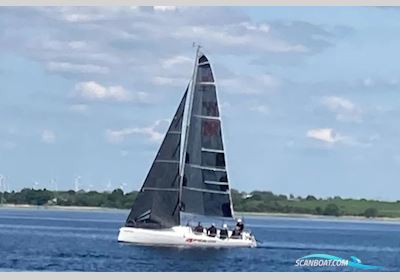 Fareast Fareast 28R Segelbåt 2016, med Suzuki Four Stroke 6PS motor, Tyskland