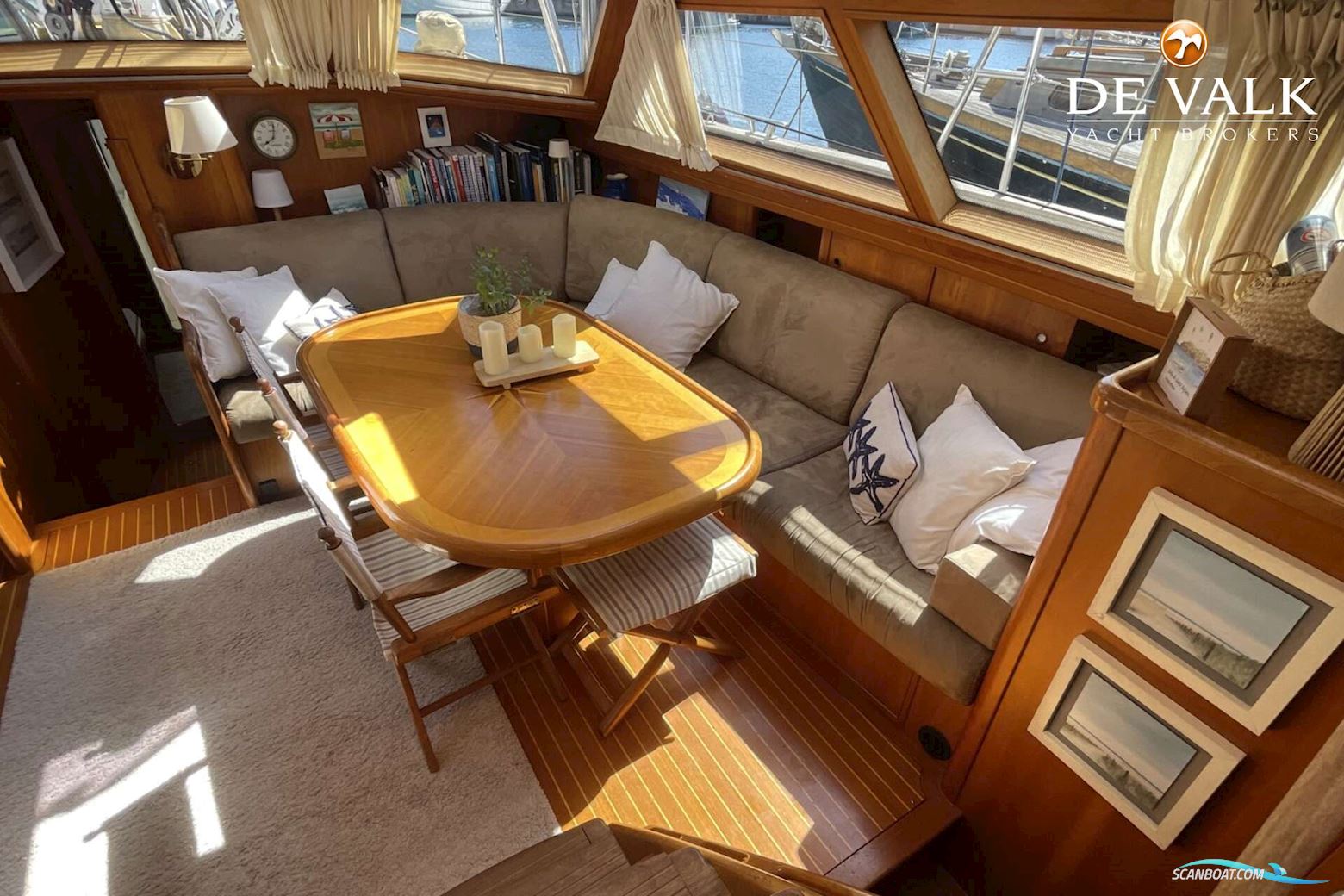Farr 63 Pilot House