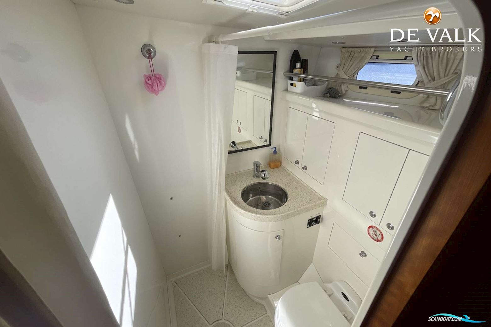 Farr 63 Pilot House