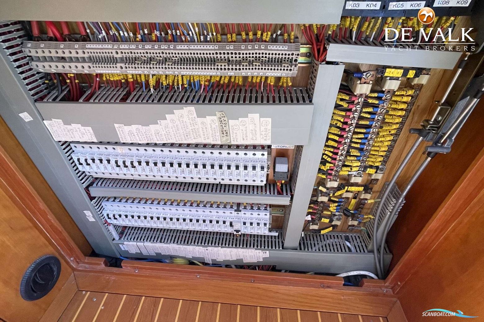 Farr 63 Pilot House