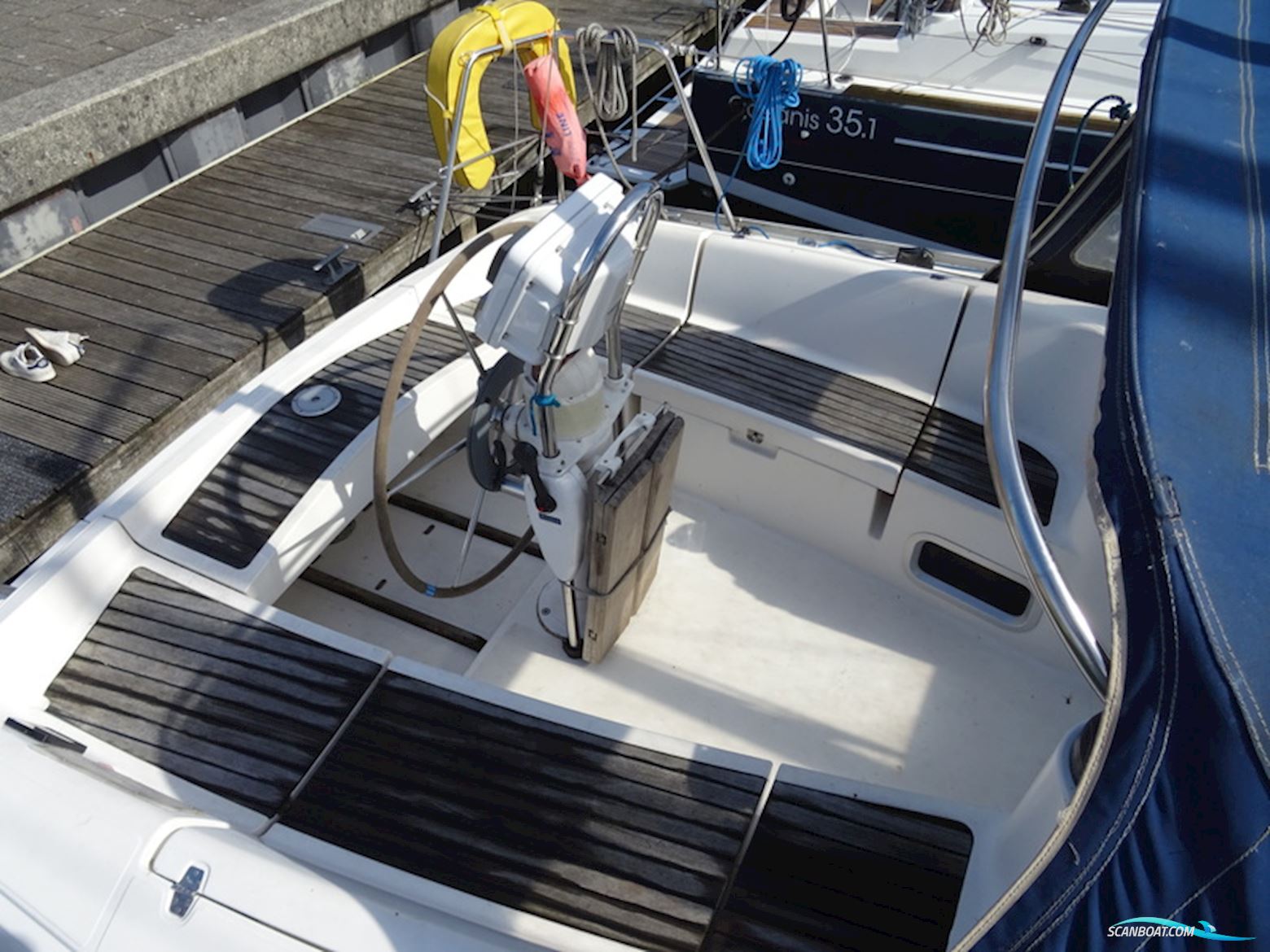 Feeling 36 Lift Keel