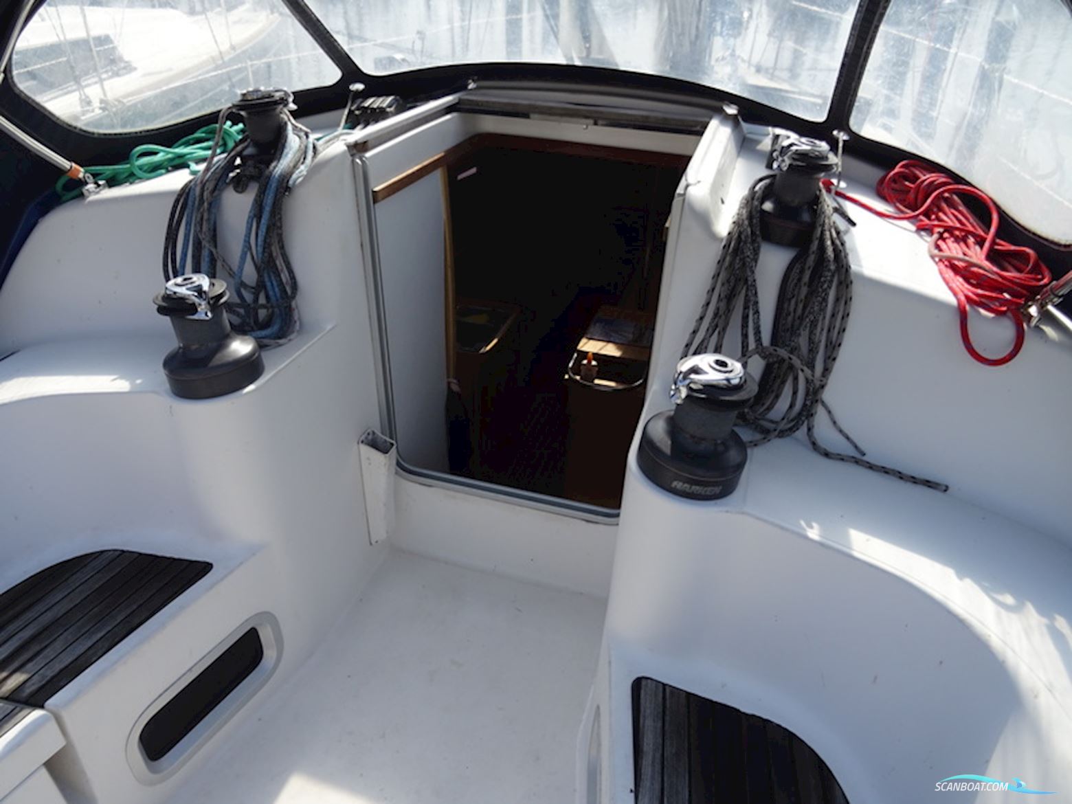 Feeling 36 Lift Keel