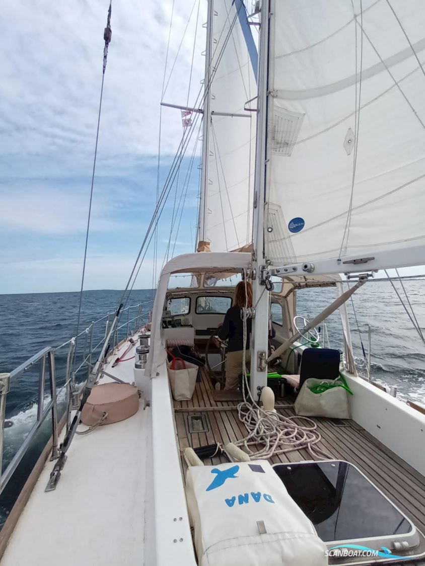 Fijian 47, Hartley