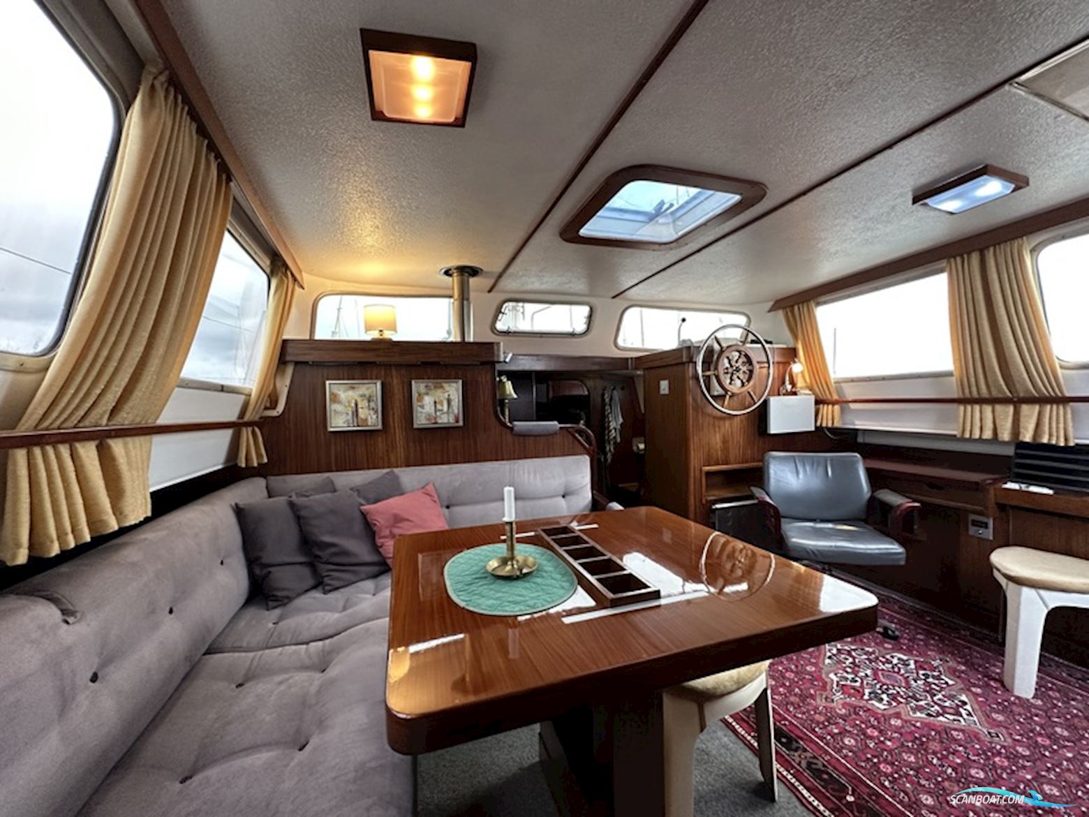 Finnrose 45 Deck saloon