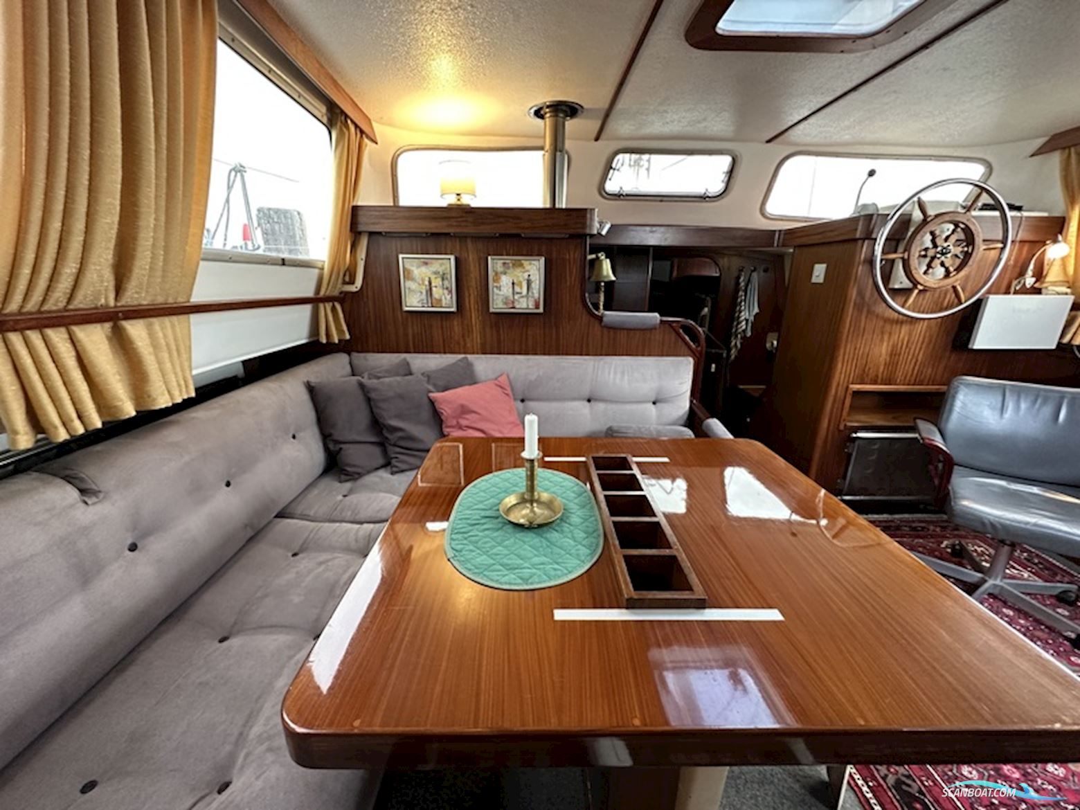 Finnrose 45 Deck saloon