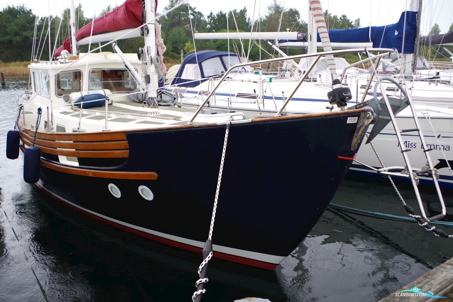 Fisher 34 Ketch