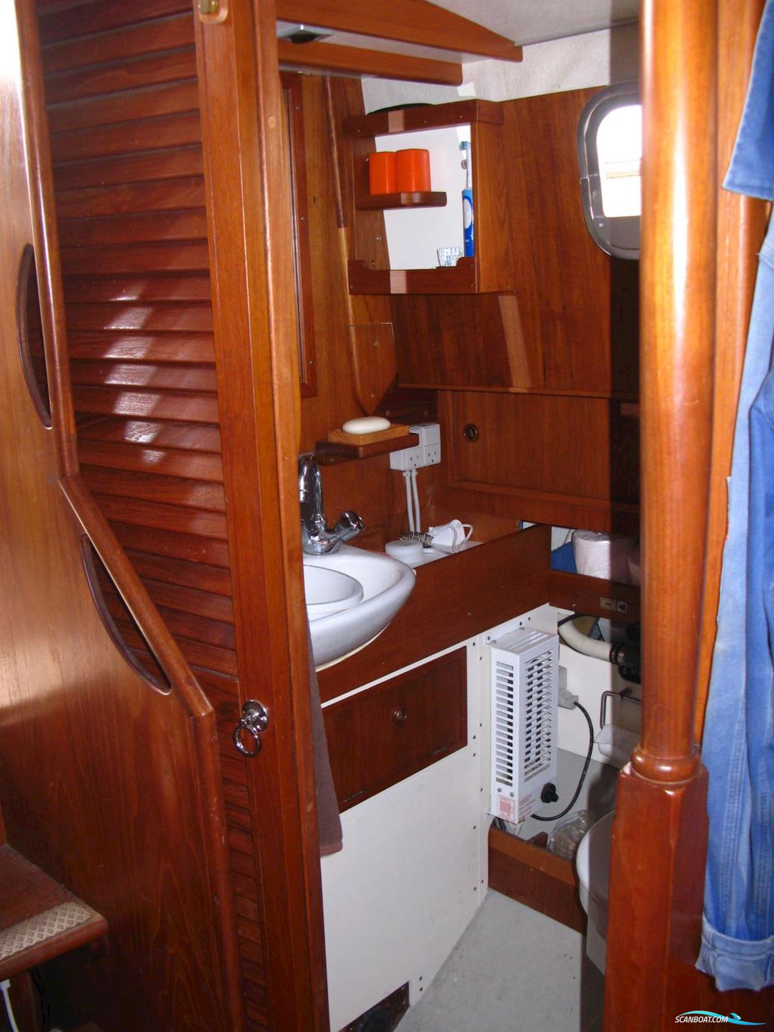 Fisher 34