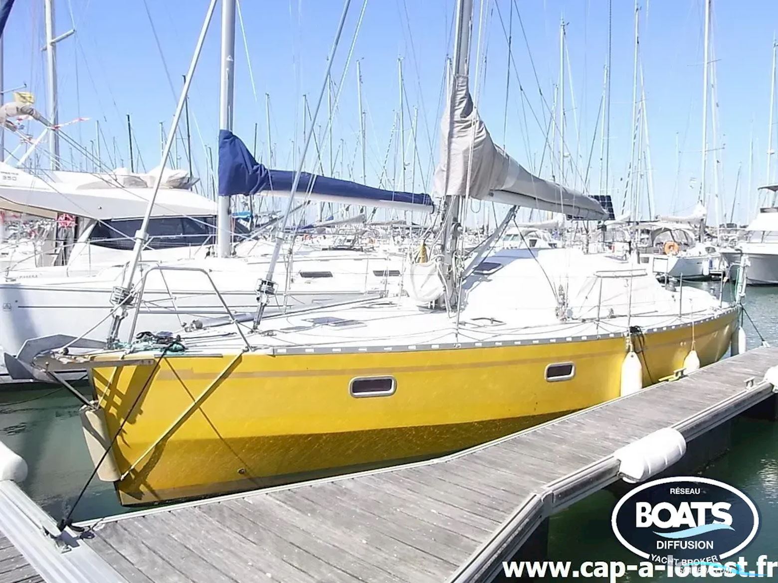 FORA MARINE RM 1050 Segelbåt 2005, med Volvo motor, Frankrike