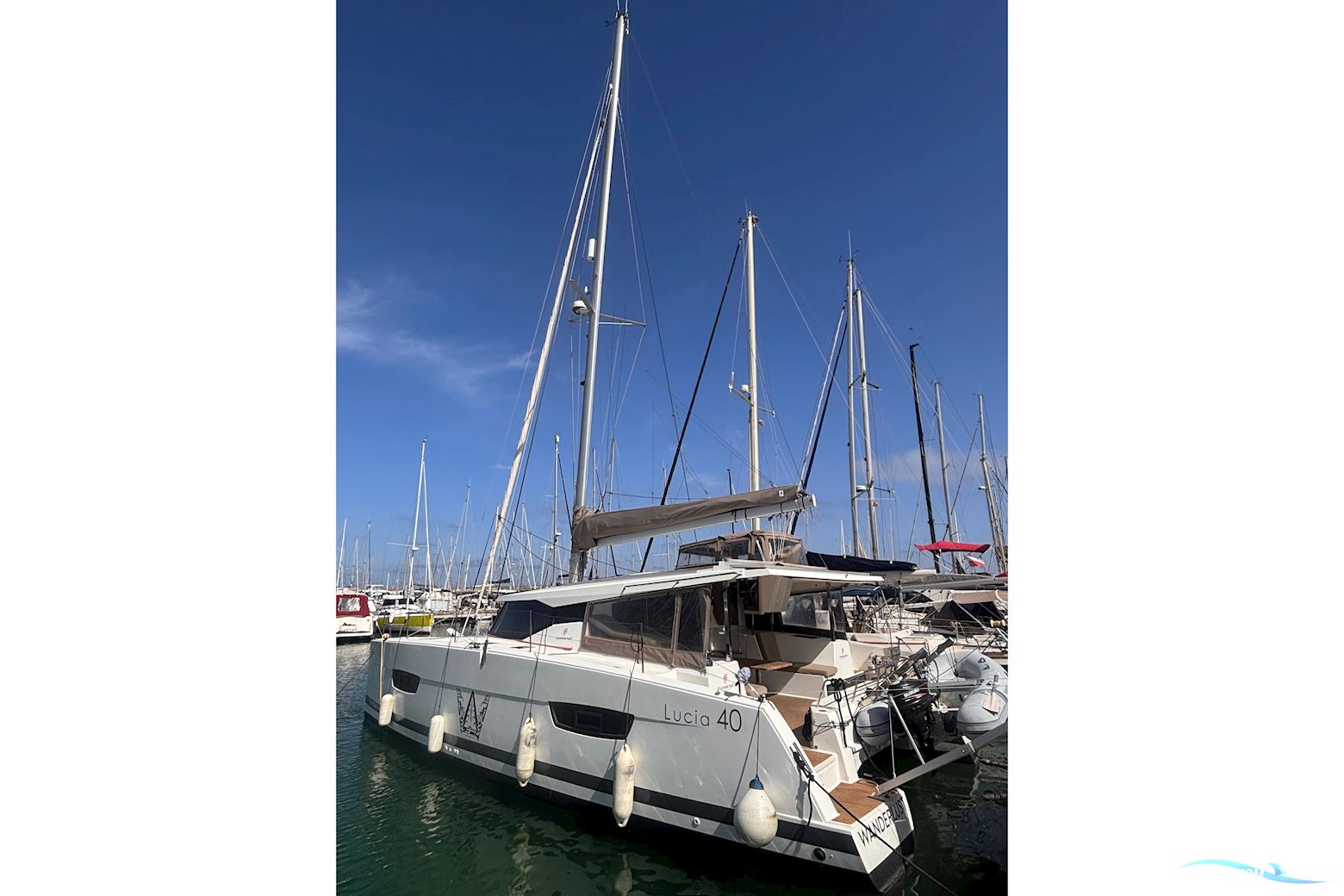 Fountaine Pajot Lucia 40