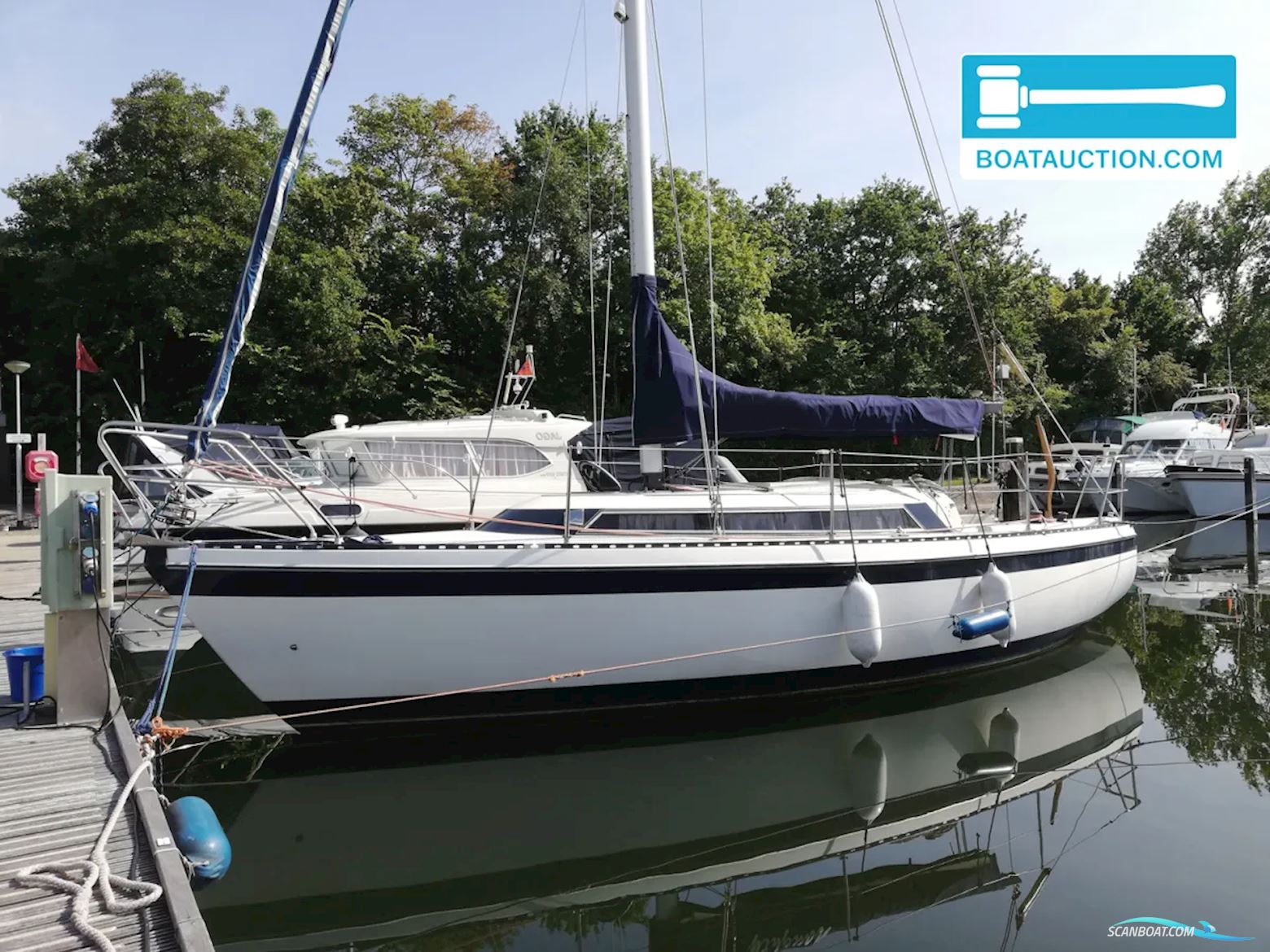 Friendship 28 Segelbåt 1980, med Bukh motor, Holland