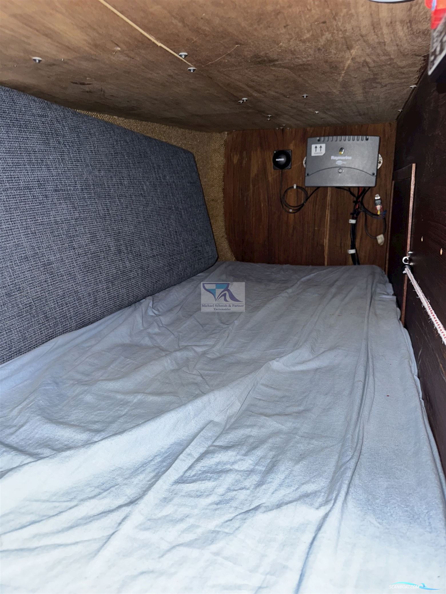 Genzel Werft Phantom 35