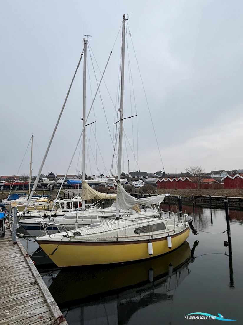 Granada 24 Segelbåt 1976, med Mariner motor, Danmark