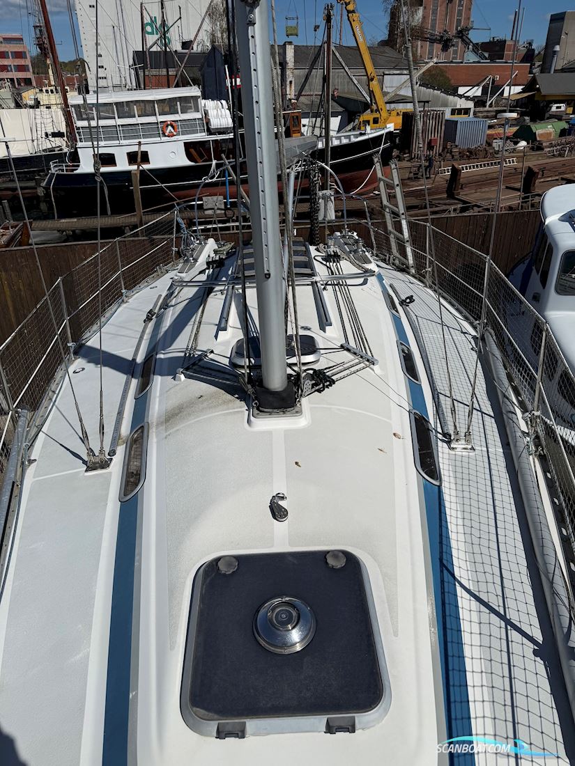 Granada 32