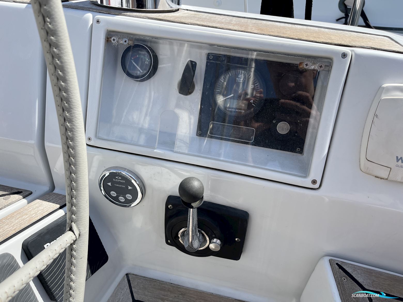 Grand Soleil 38